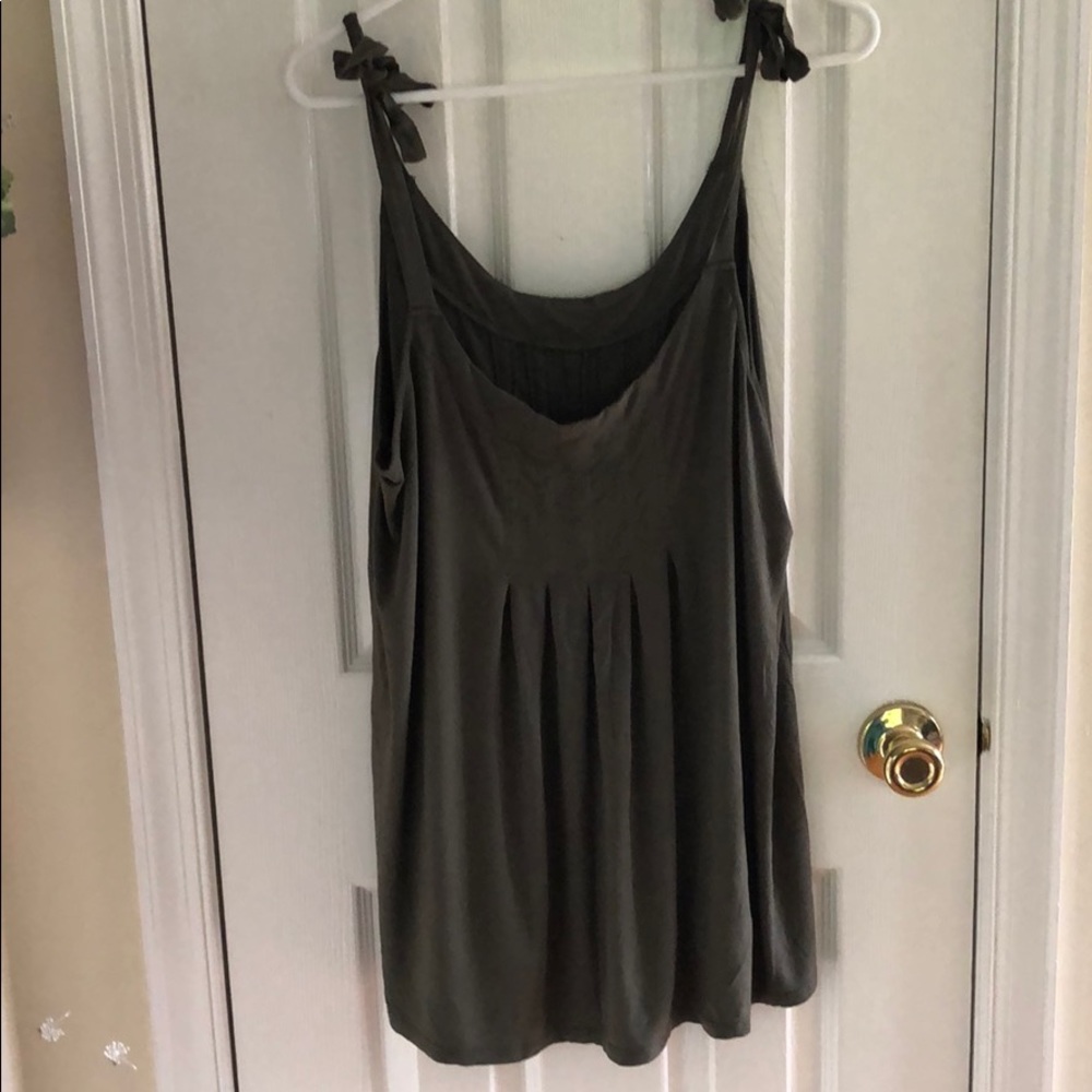 Adorable olive green tank top